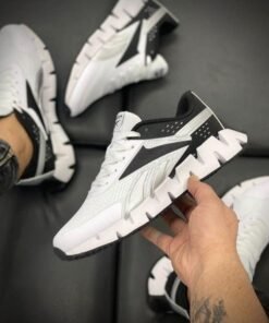Branded RBK Zig Dynamic 20 White Black