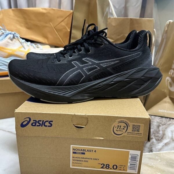 ASICS GEL NOVABLAST